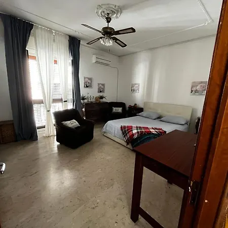 Tao Daniele Джардіні-Наксос